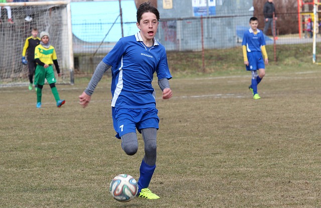 虽然国际社 虽然国际社